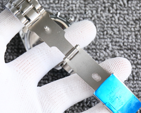 ブランド時計全体デザイン